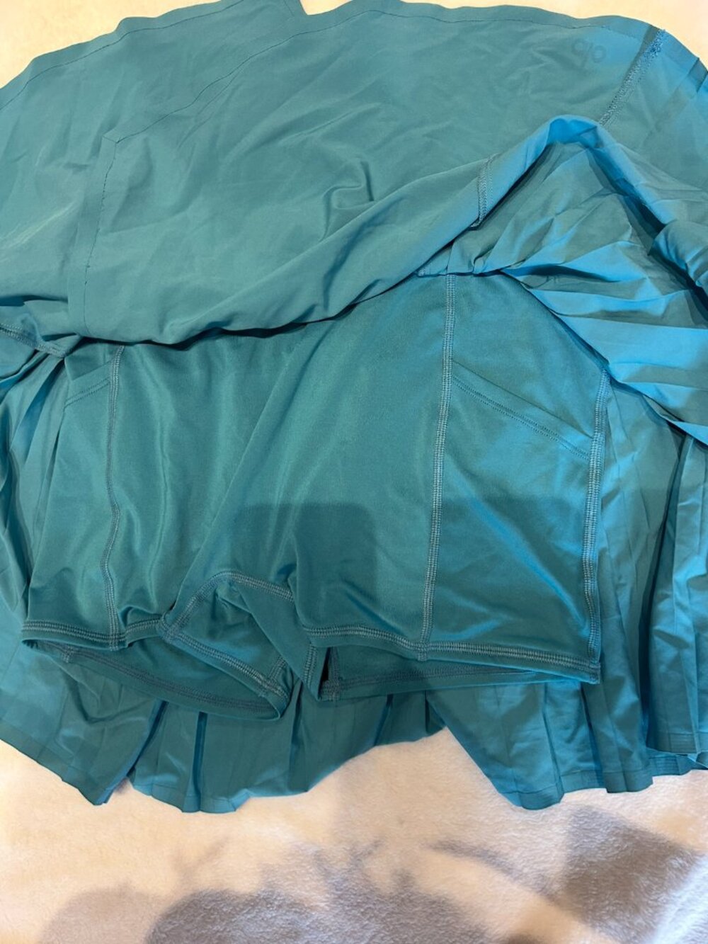 ALO Yoga Aces Tennis Skirt - Picture 6 of 7